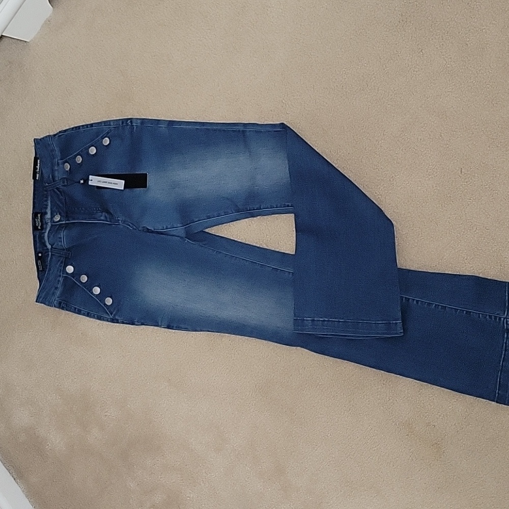 Women's jeans nwt